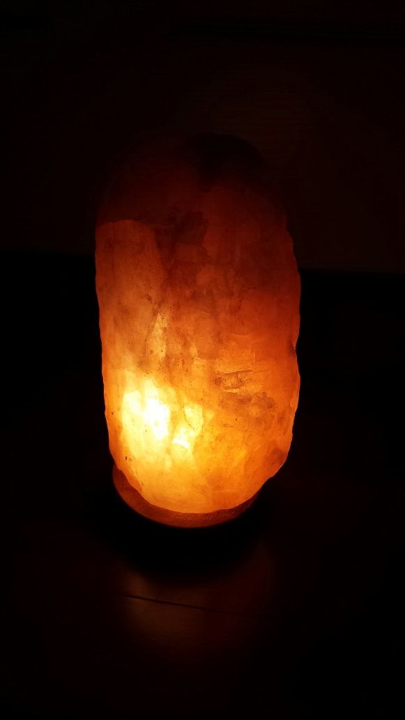 Himalayan salt lamp