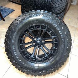 Ford Raptor BF Goodrich All Terrain LT 37X12.50 R 20LT fuel matte rim Brand new coming out from a F