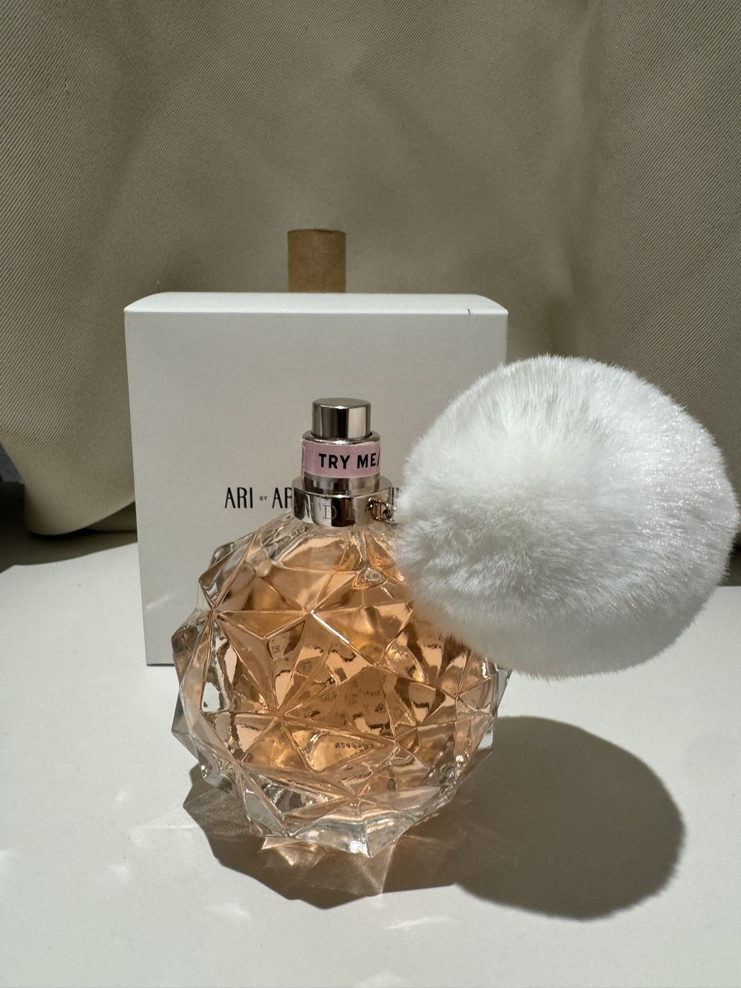 Ari by Ariana Grande 100mL/3.4fl