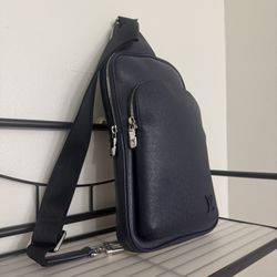 Louis Vuitton Avenue Sling Bag (Retail $2,770) – Navy Taiga Leather – Authentic