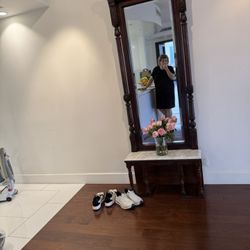 Antique Mirror With Marmol Table 