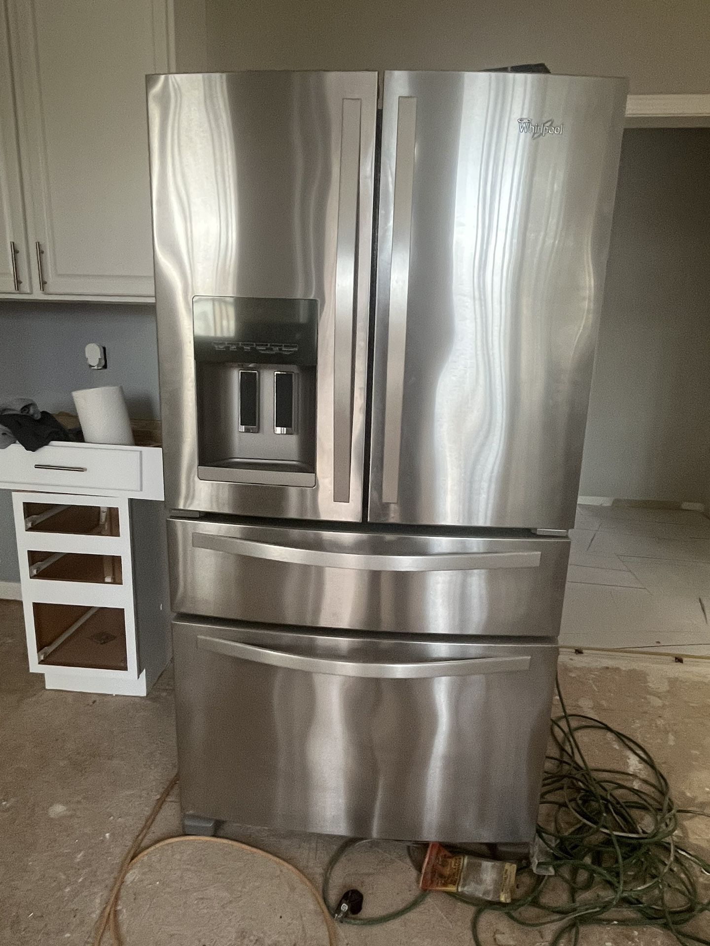 Kitchen appliance Whirlpool