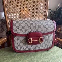 NEW 𝐆𝐮𝐜𝐜𝐢   Horsebit Shoulder Bag