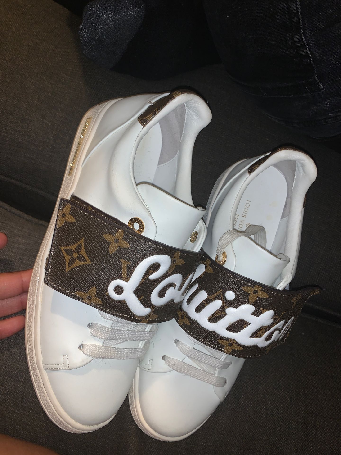 Louis Vuitton sneakers /white n brown Size 7.5