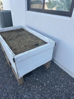 Planter Box With Dirt 