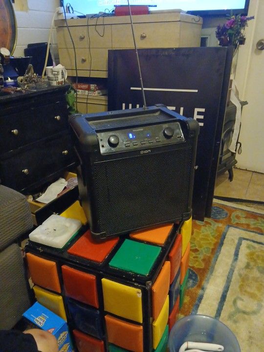 ION - TAILGATER - bluetooth Speaker Radio