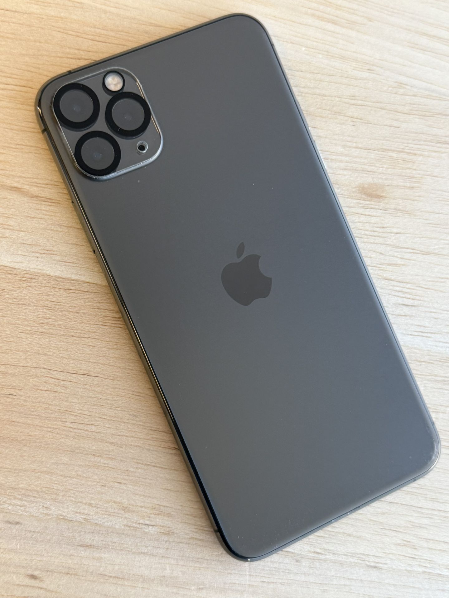 iPhone 11 Pro Max 64gb Unlocked Battery 100%