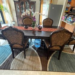 6 Piece Dining room Table Set