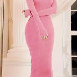 Pink Fitted Dress Size Medium