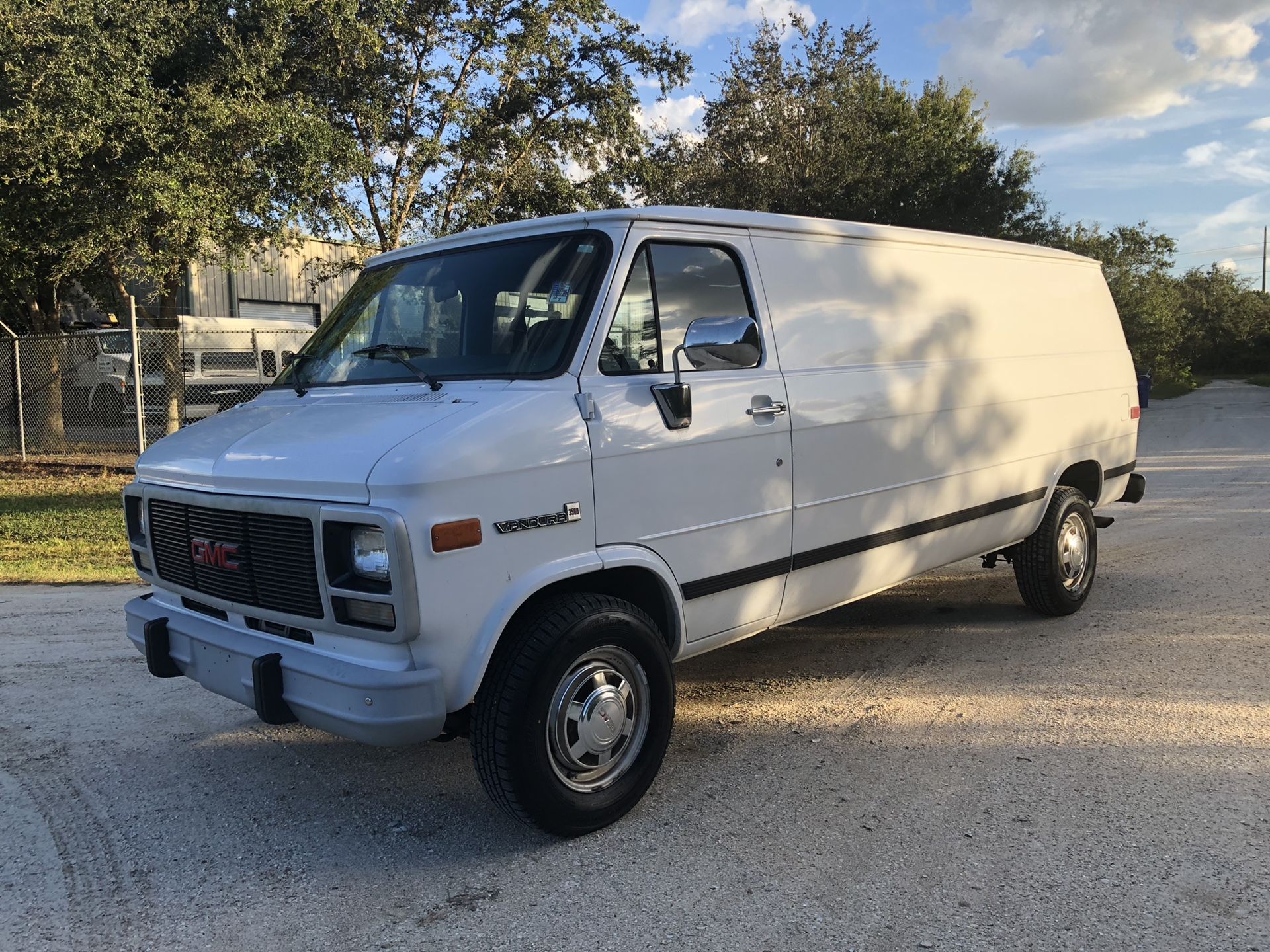 1996 GMC VANDURA 3500 EXTENDED VAN