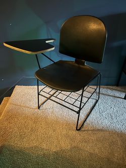 Desk Chair - I CAN DELIVER