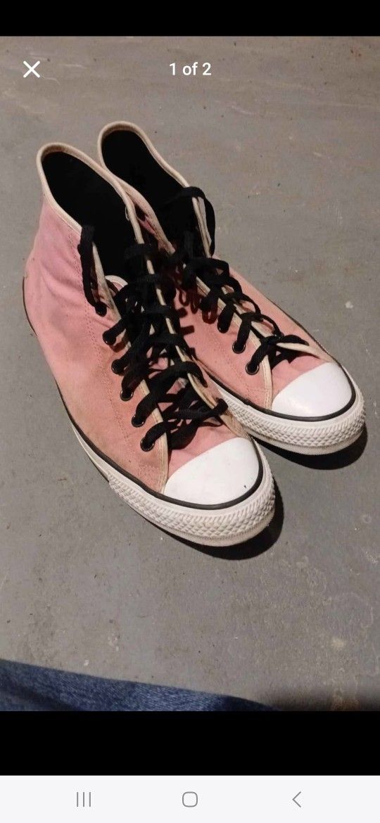 Custom Pink Converse