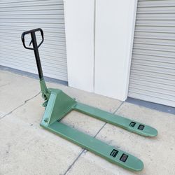 5500 LBS PALLETJACK