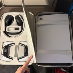 PlayStation 5 Bundle – 2 Controllers + Headset + Travel Case