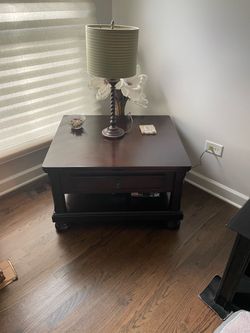 End table