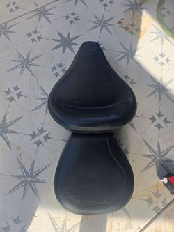 Mustang Seat Wide Touring Solo Pad Harley Heritage Softail Fatboy 2000 Add Up