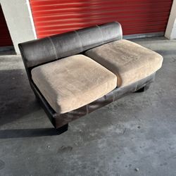 Small couch/sofa
