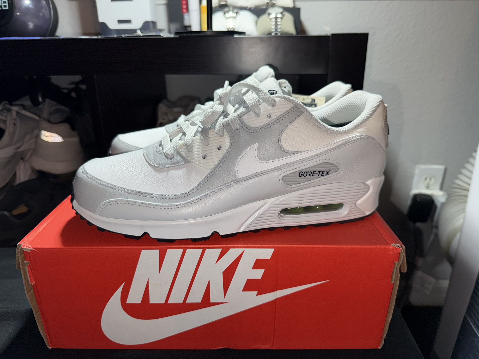 Nike Air Max 90 Gore-Tex Men's Sneakers Size 10.5 Photon Dust/White