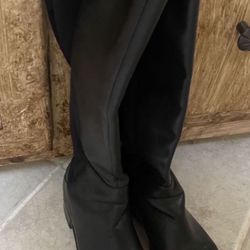LEATHER BOOTS