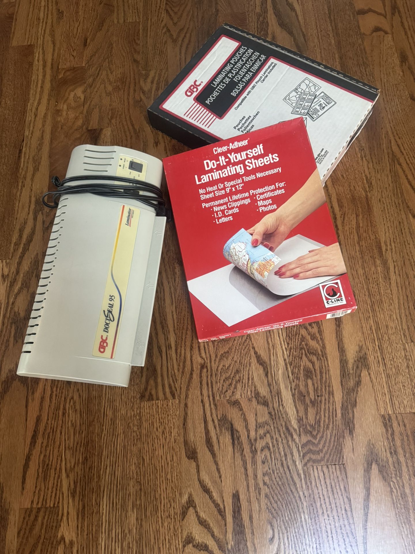 Laminate Machine + Pouches