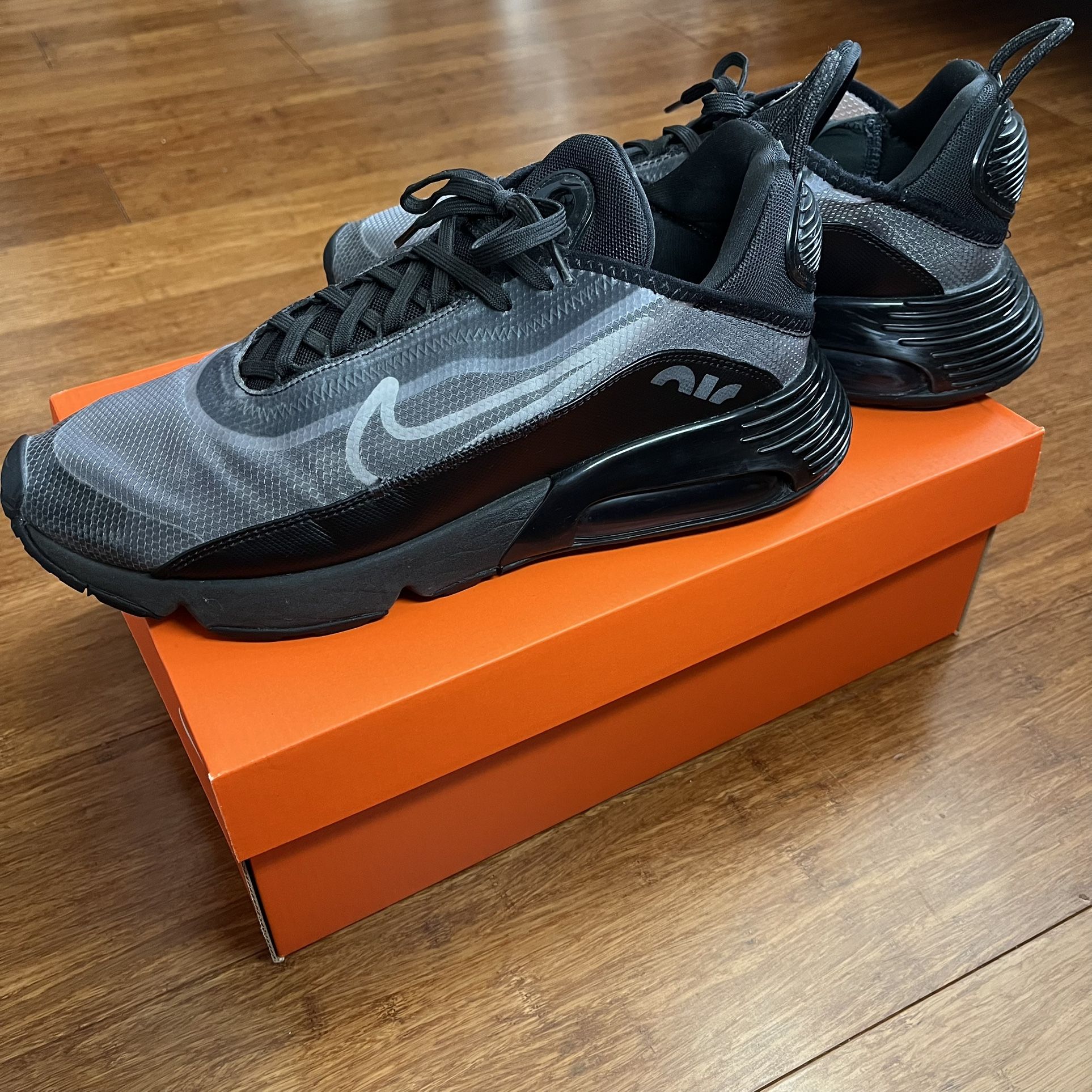 Nike Air Max 2090 Black Grey Anthracite sz10.5