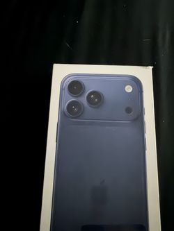 17 pro max spectrum  locked 256gb