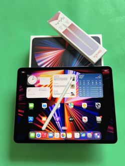 Apple iPad Pro 12.9” 5th Generation (2021 - M1 Chip) 2TB With Pen & Keyboard Case