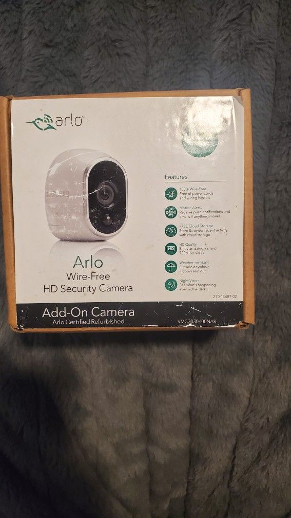 Arlo Camerea With Mount