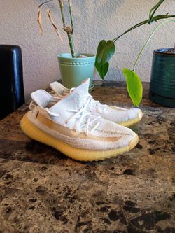 Adidas Yeezy Boost 350 V2 Hyperspace sneakers size 8.5