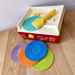 Vintage 1971 Fisher Price Little People #995 Music Box Record Player W/ Records