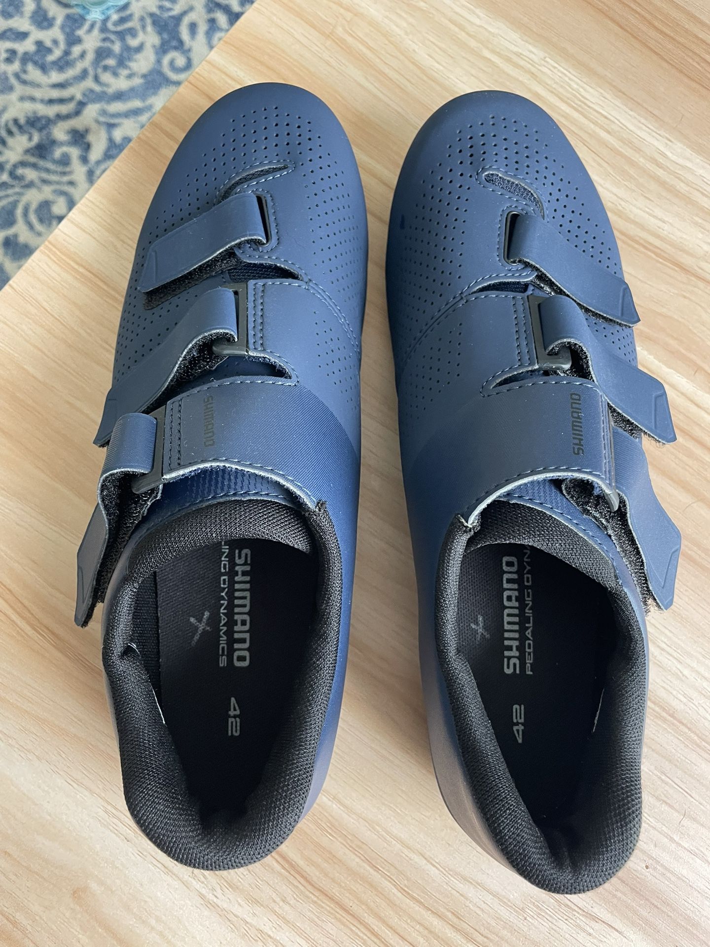 Shimano cycling shoes Size 42