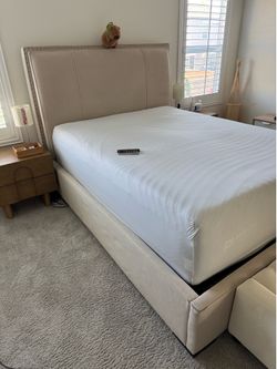 Upholstered Platform Bed Frame – Queen Size – Cream/Beige Velvet
