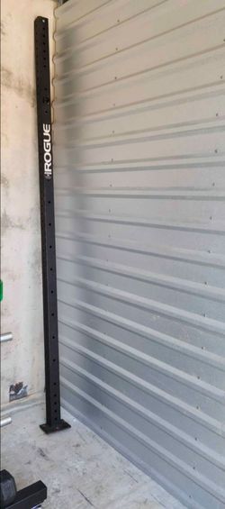 Miami 33130. Delivery for extra. 

Black steel Rogue upright post with laser-cut holes and a bolt-on base plate. 

Single upright from a Rogue rack sy