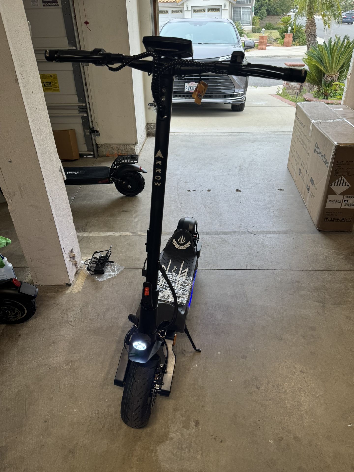 Dual-motor electric scooter