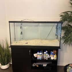 Fish Tank 70 Gallons/ Include Stand