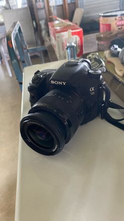 Sony Slt-a58 Mint W Cards, Battery(I’ll Throw In A Free Handicam)