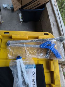 Foldable grabber