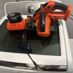 Black And Decker Saw