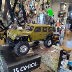 Axial SCX24 Jeep Wrangler RC Crawler