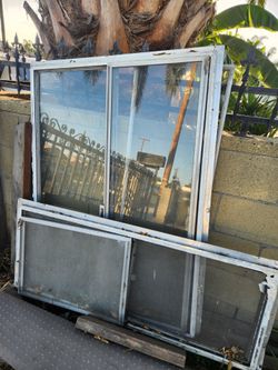Window. Single Pane, 2 sizes available