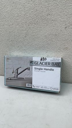 Glacier Bay Single Handle Kitchen Faucet