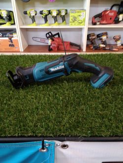 Makita 18V Reciprocating Saw