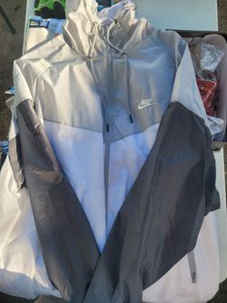 Nike Wind Breaker 