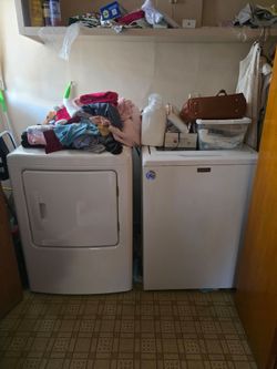 MAYTAG Glass top