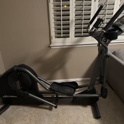 Life Fitness X3 Elliptical