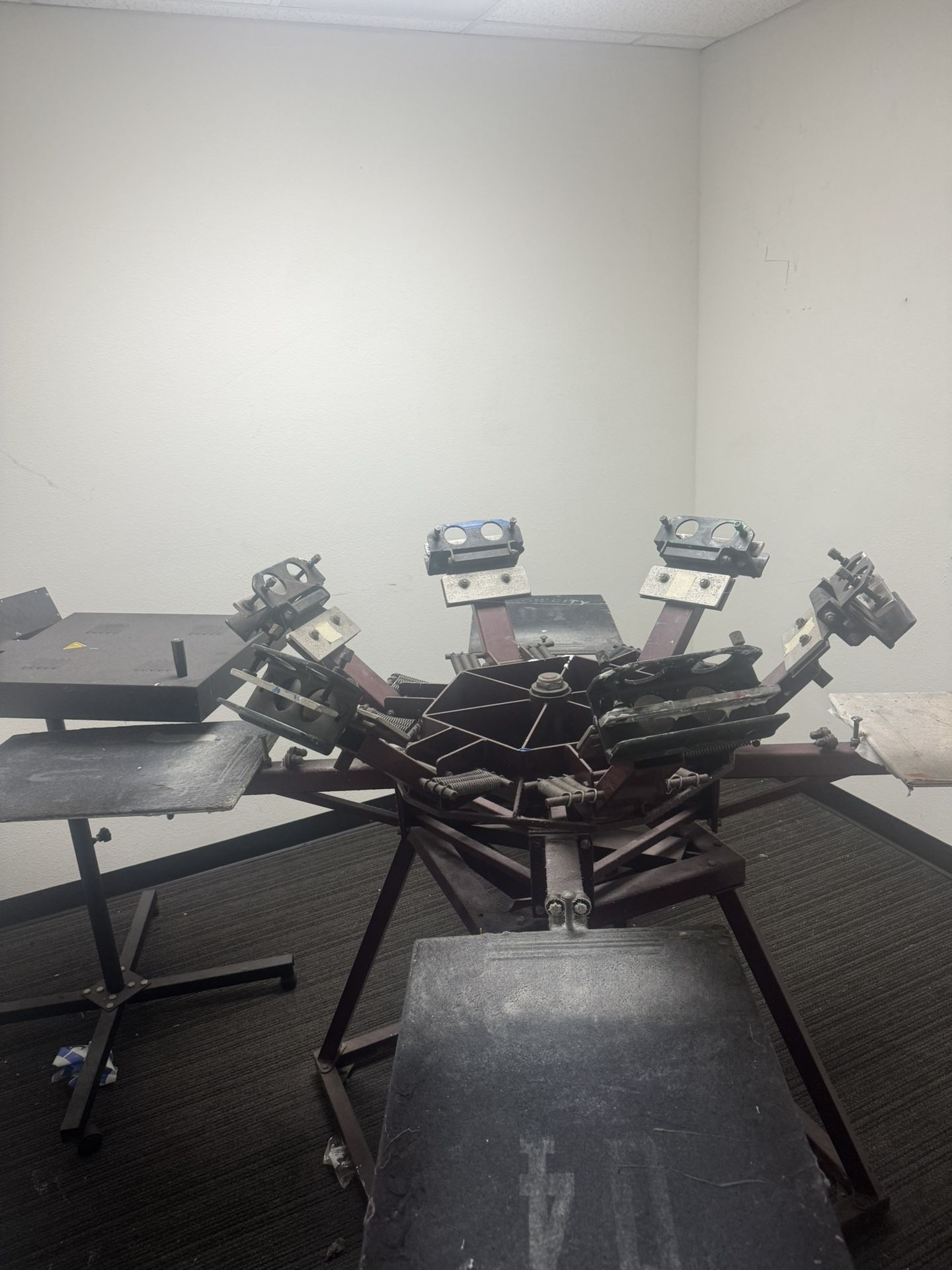 Screen printer 6 Color X 4 Pallets Start Up bundle