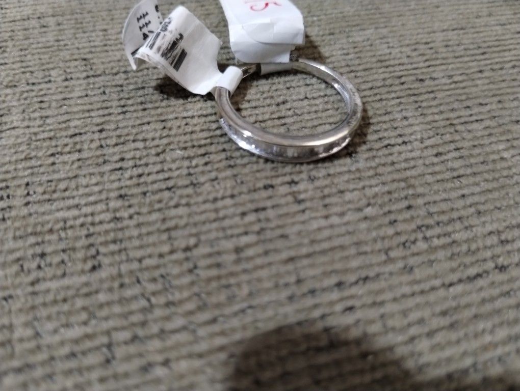 Nice 14k Wedding Ring With Diamonds