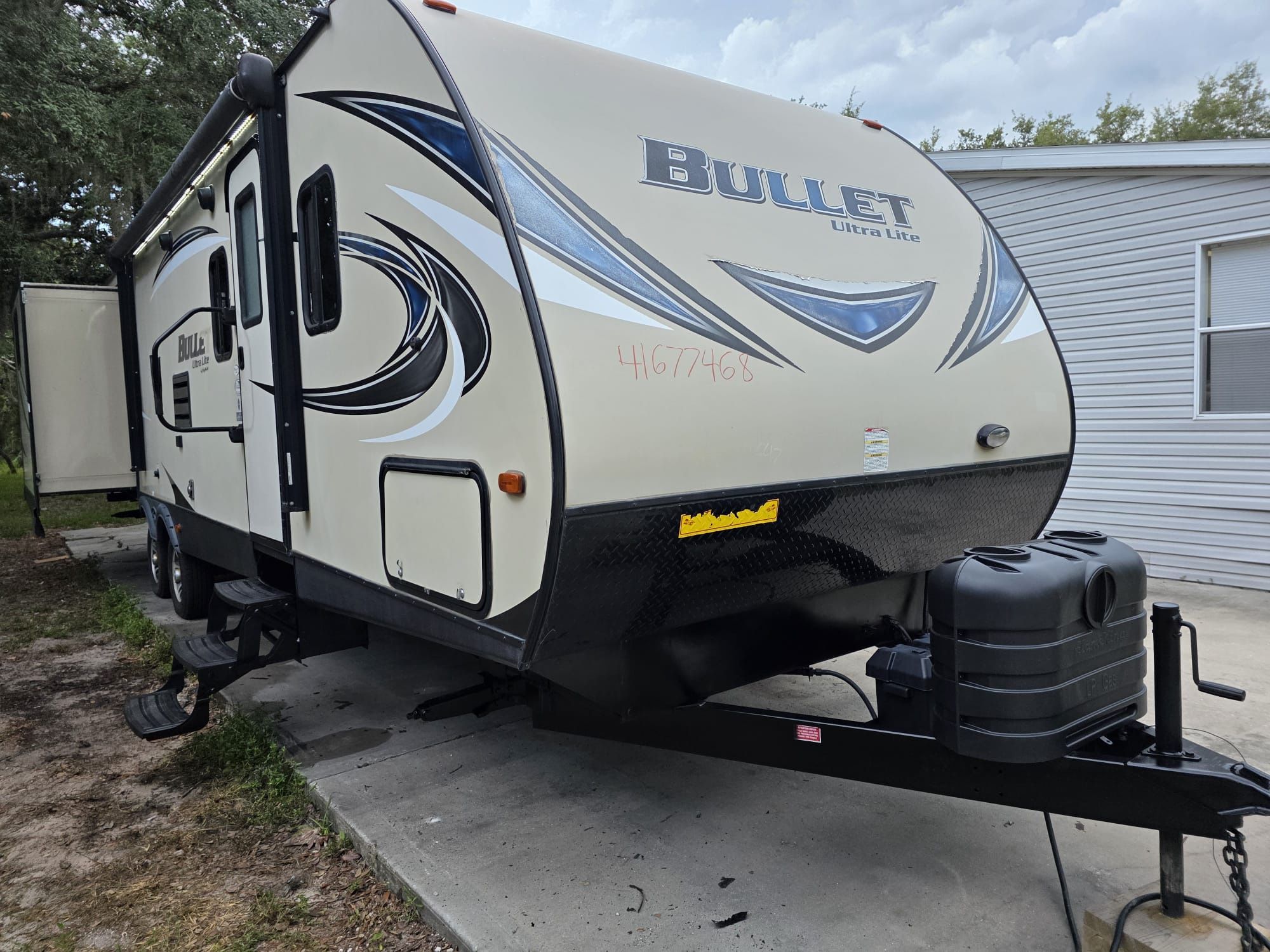 2016 Keystone Bullet