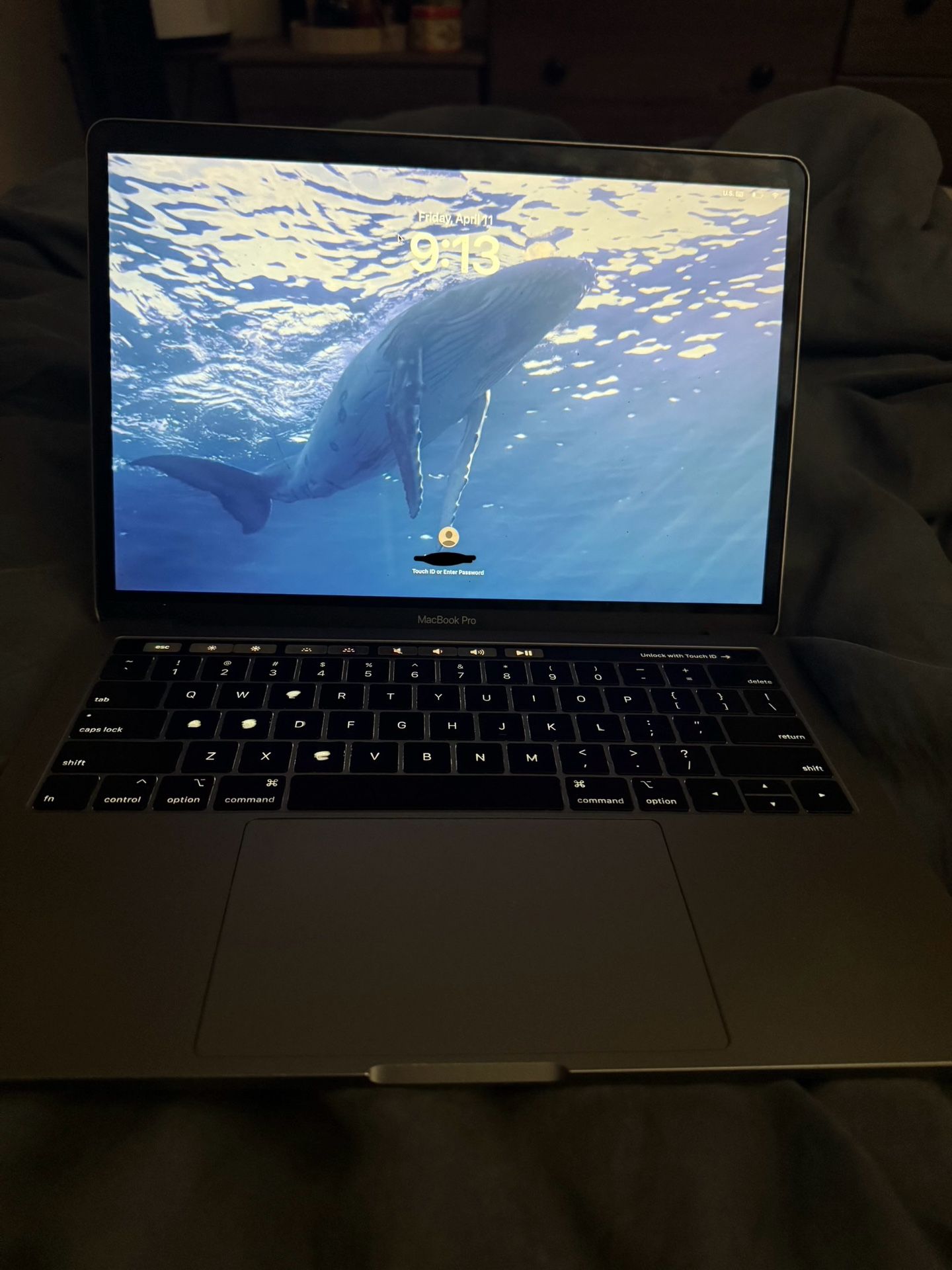 MacBook Pro 13 Inch w/ Touchbar
