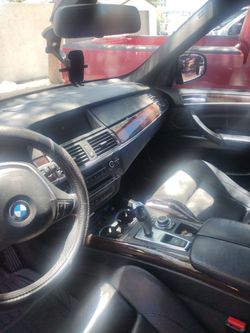 2011 BMW X5 50i